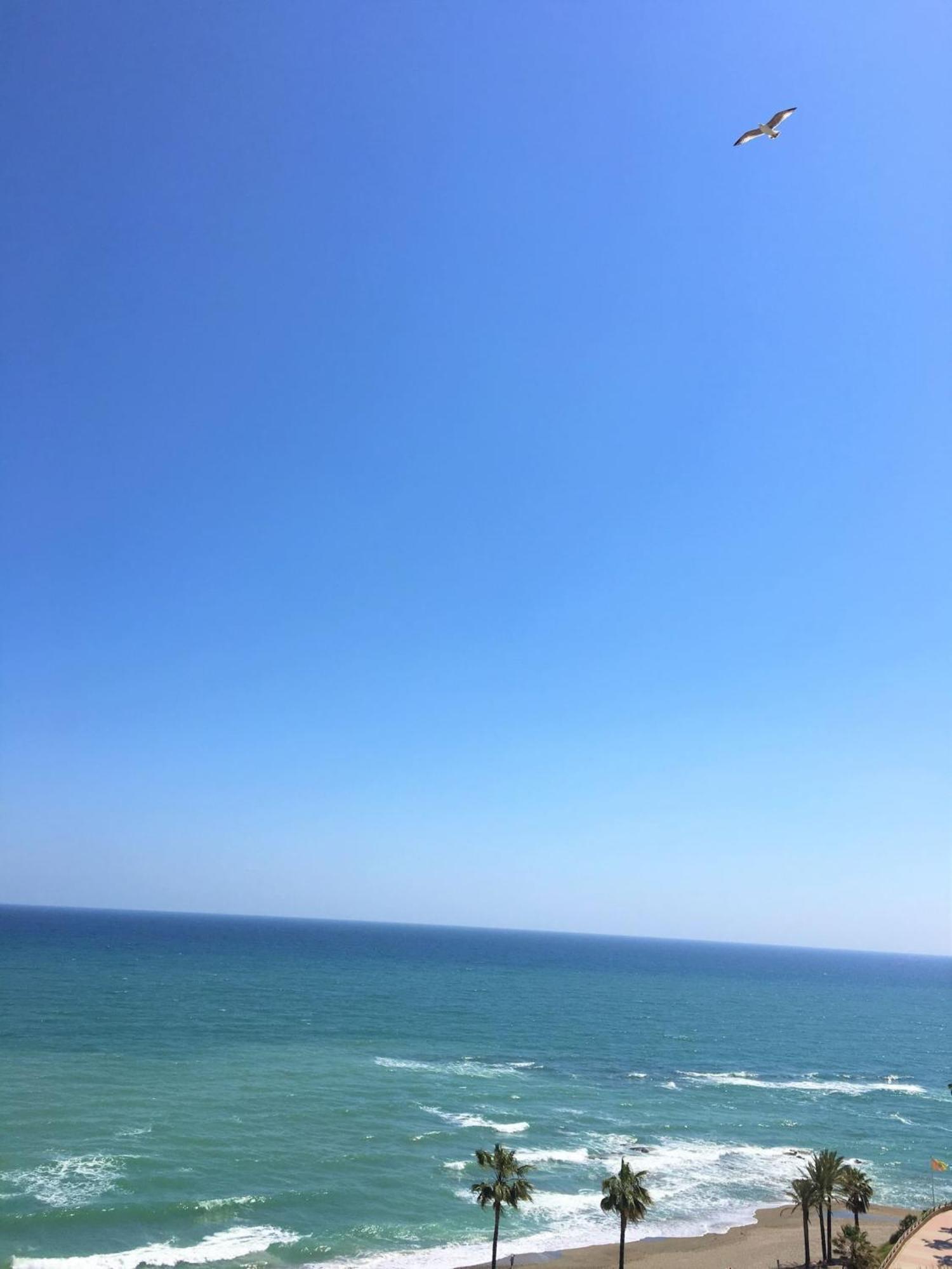 Frontal Sea View Apartment Benalbeach Benalmádena Esterno foto