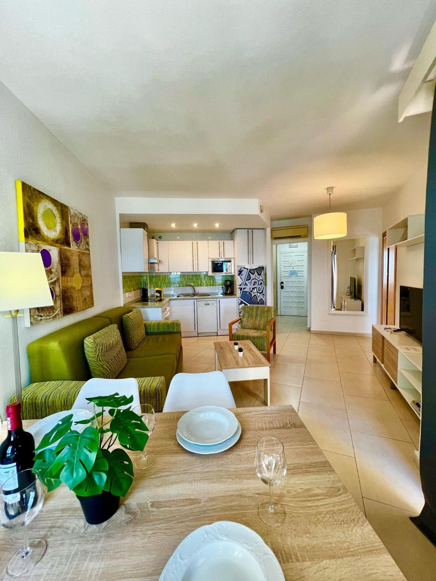 Frontal Sea View Apartment Benalbeach Benalmádena Esterno foto