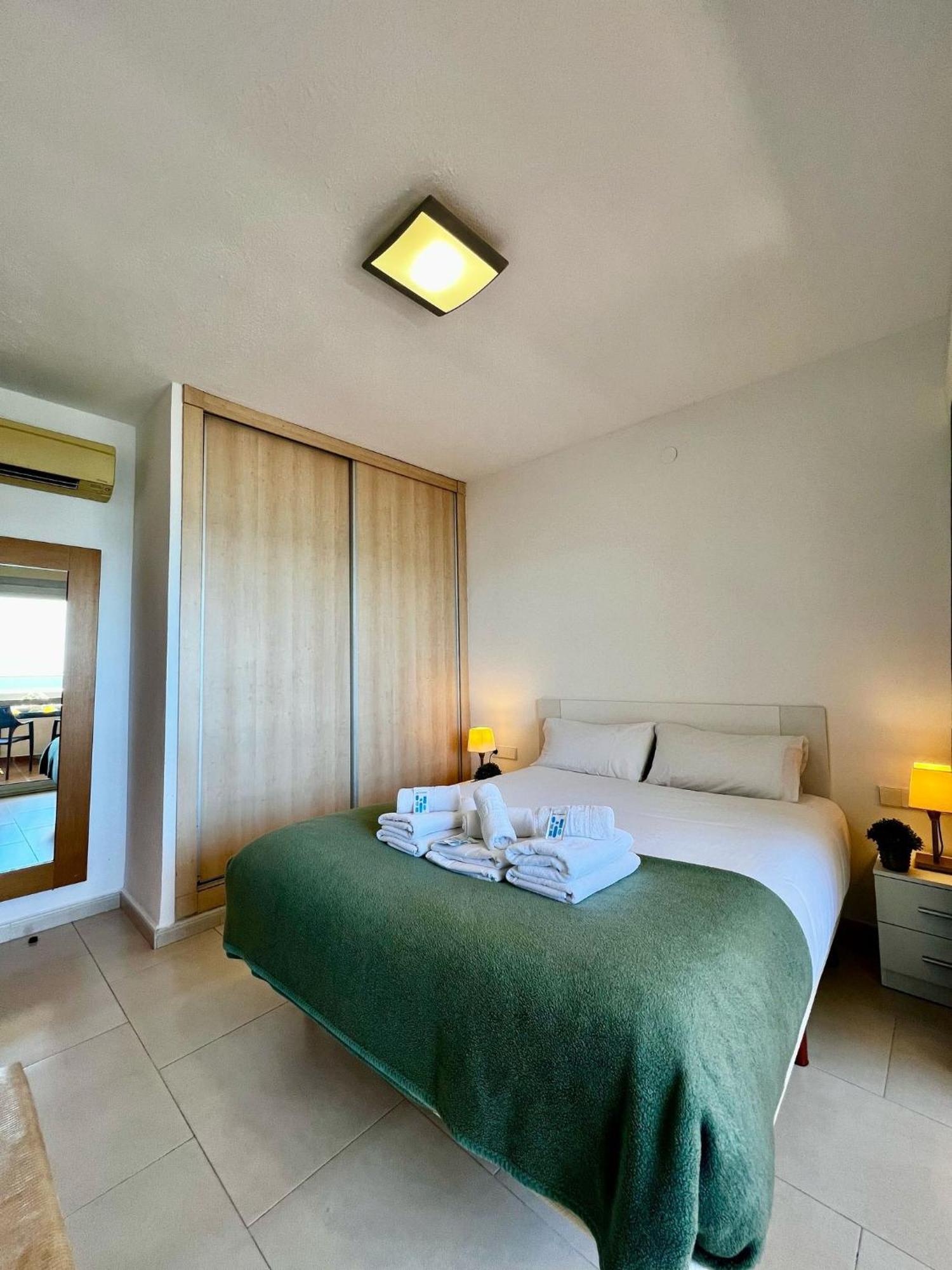 Frontal Sea View Apartment Benalbeach Benalmádena Esterno foto