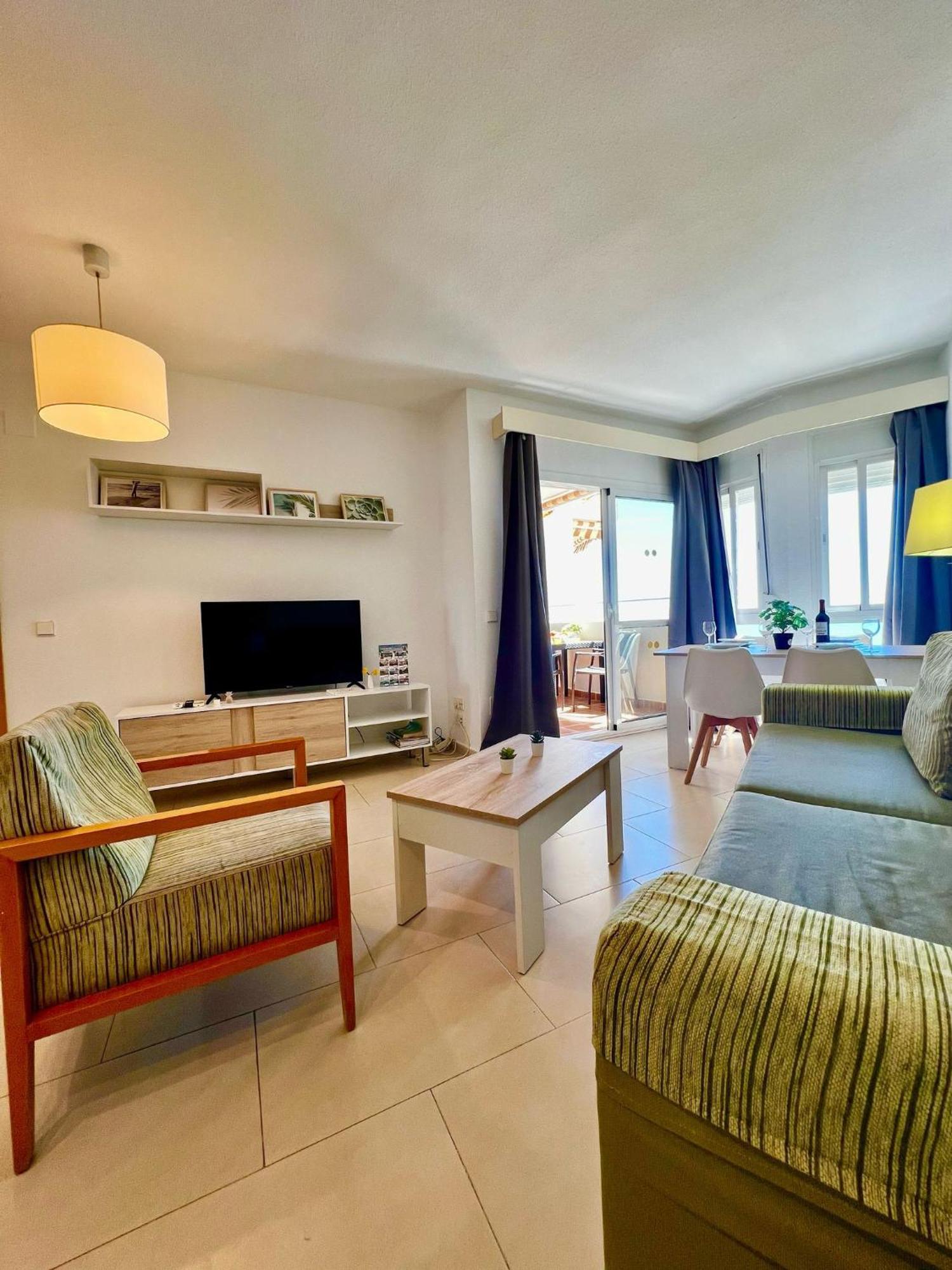 Frontal Sea View Apartment Benalbeach Benalmádena Esterno foto